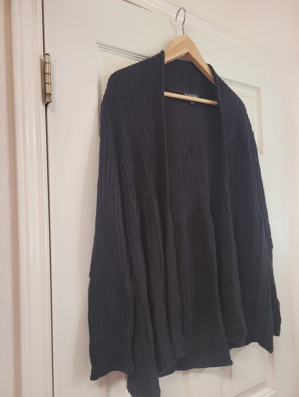 NWOT Eileen Fisher Black 100% Wool Lightweight Cardigan Sweater Medium - Picture 4 of 7
